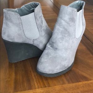 Ankle boots